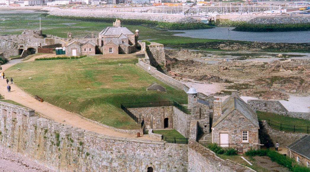 A Saint-Hlier